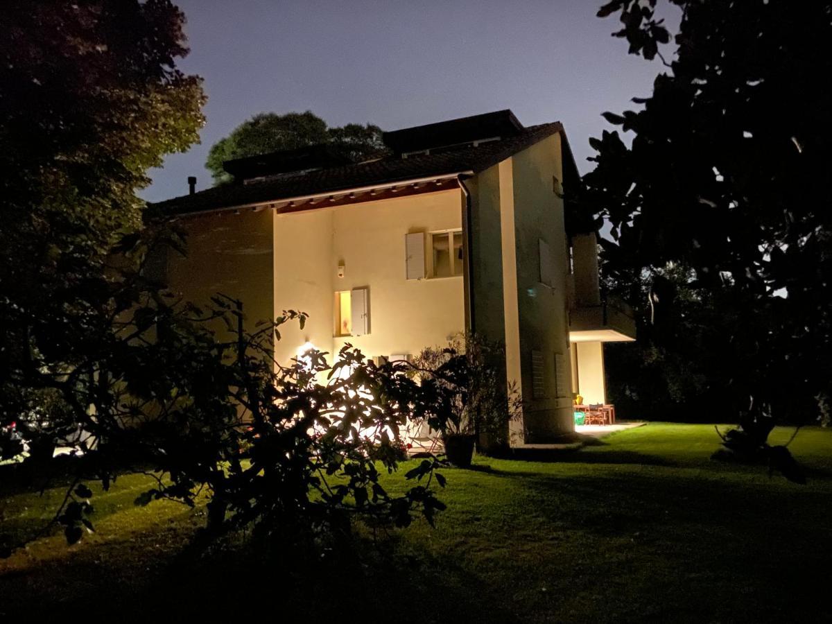 Acero Giallo Parma Exterior foto